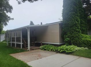 Sylvan Glen Estates, Brighton, MI 48114