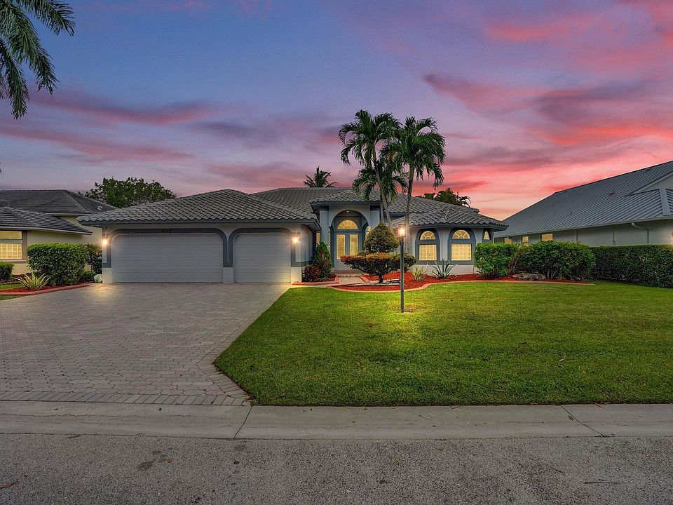 1st image of 4942 NW 107th Avenue
