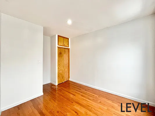 Rented by Level Group | media 12