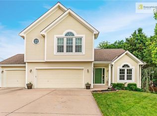 9063 NE 109th St, Kansas City, MO 64157