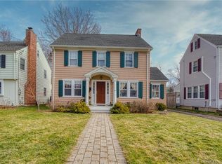 90 Penn Dr, West Hartford, CT 06119