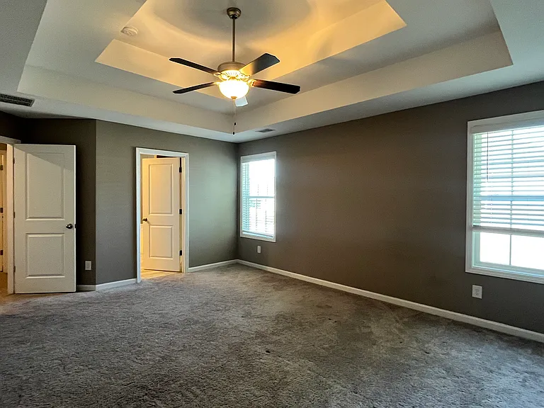 1955 Boxwood Way — Photo 16