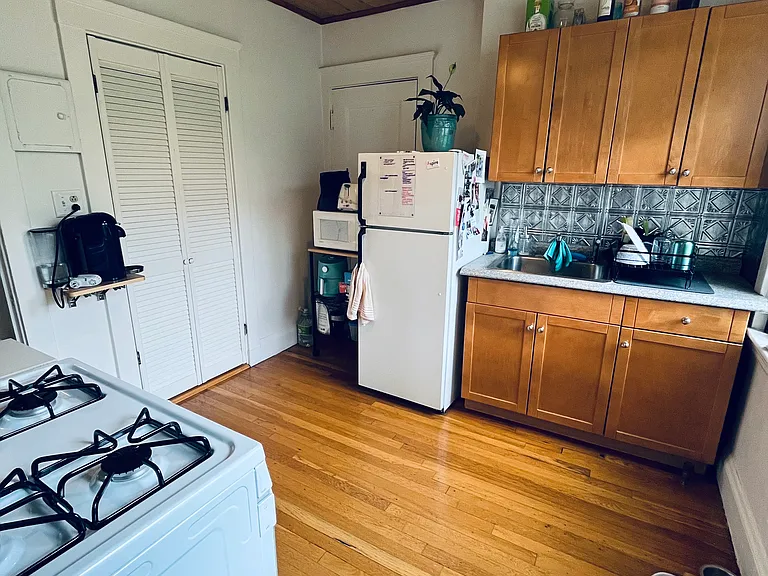 2039 Commonwealth Ave #11 — Photo 12