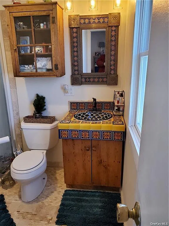 3 bed, 2.0 bath, 984 sqft, $2,850 — Photo 4