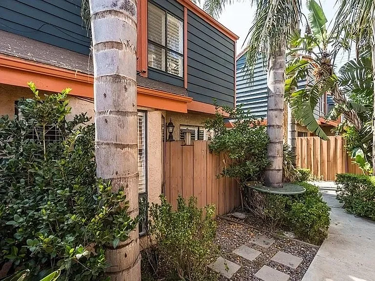 15024 Nordhoff St #12 — Photo 1