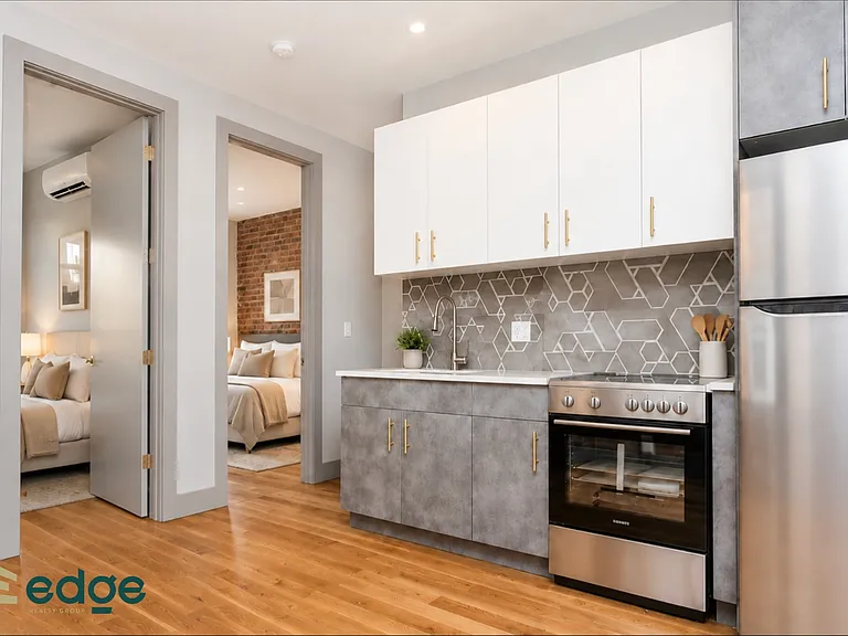 461 Saratoga Ave #2D — Photo 2