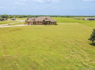 681 Sterret Rd, Calera, OK 74730