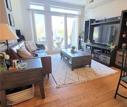 4th image of 7413 Battery Park Blvd