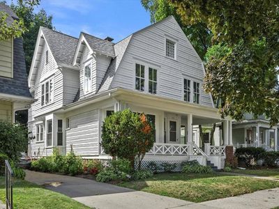 1818 College AVENUE, Racine, WI, 53403