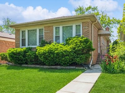 8432 Kimball Ave, Skokie, IL, 60076