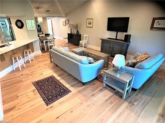 4th image of 5897 Chanteclair Dr APT 322