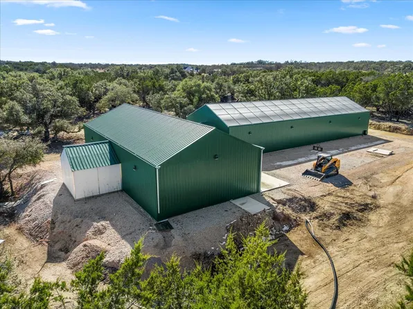 272 Rocky Rd, Hye, TX