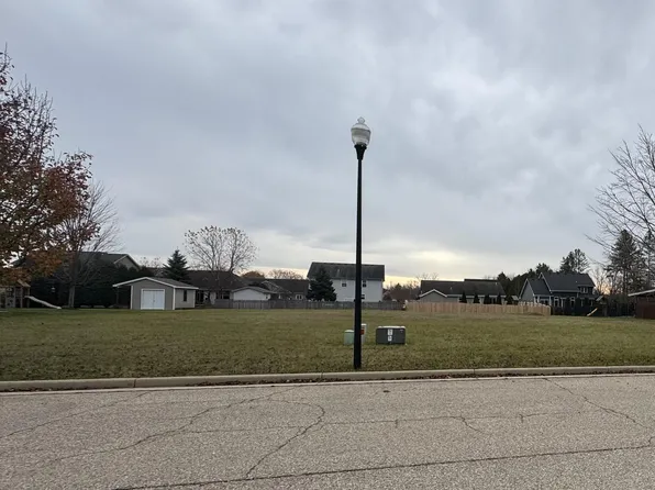 1325 SERENA LANE, Burlington, WI 53105