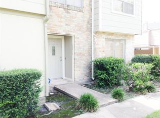 10617 Sandpiper Dr, Houston, TX 77096