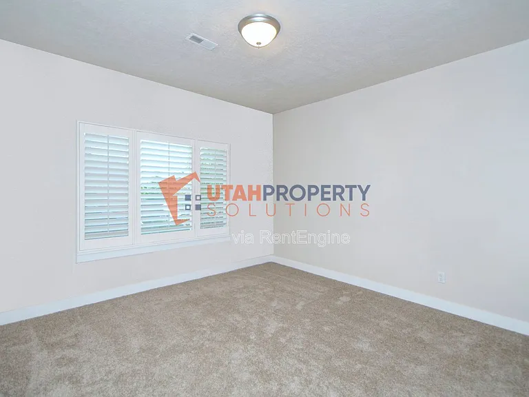 1046 E Quarry View Way — Photo 11