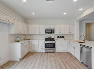 8916 El Diablo St, Las Vegas, NV 89131
