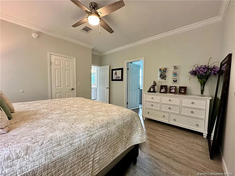 352 NE Starboard Dr — Photo 12