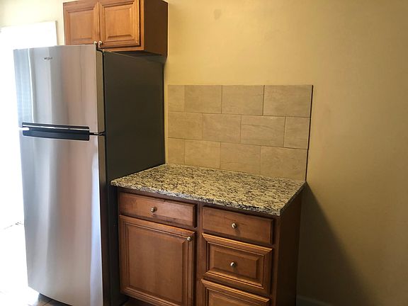 18 cubic ft refrigerator