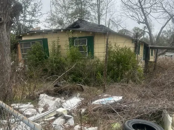 1110 Jordan St, Waycross, GA 31501