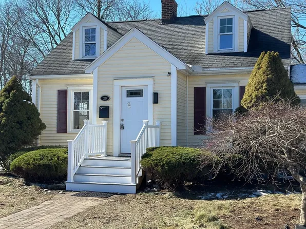 30 Silver St, Randolph, MA 02368
