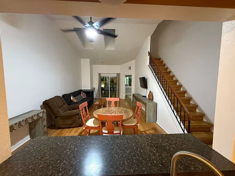 186 Avant Garde Cir — Photo 24