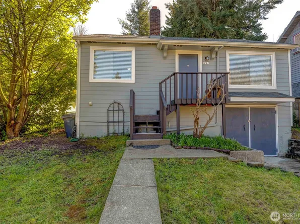 211 W Harvard Avenue, Shelton, WA 98584