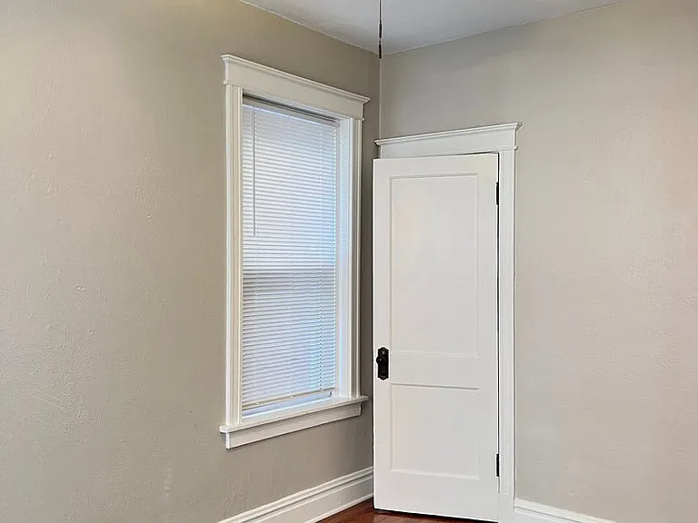 3165 Roger Pl #1N — Photo 11