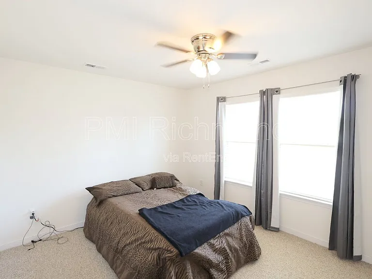 14106 Shallow Creek Ln — Photo 25