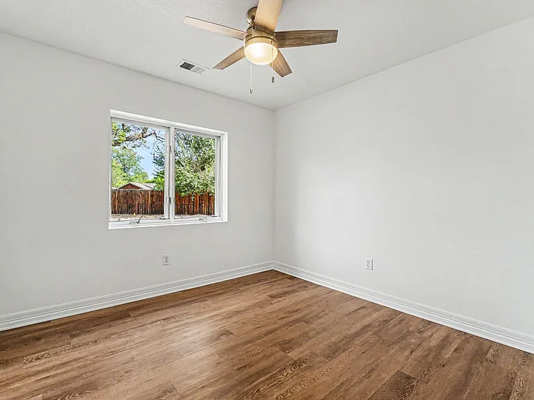 1201-1205 Raven Pl — Photo 39