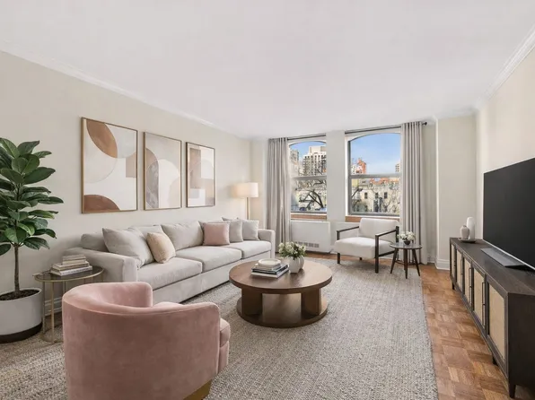 350 East 82nd Street image 1 of 9