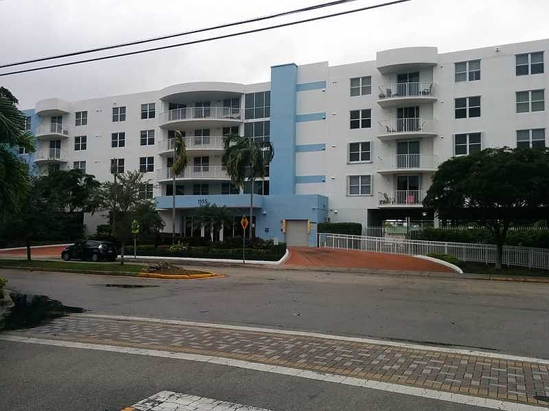 1st image of 1555 N Treasure Dr APT 214
