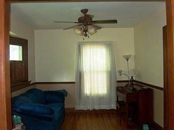3rd image of 811 Saint Nicholas Ave