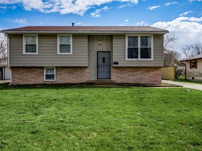 43 S Sycamore Ln, Glenwood, IL, 60425
