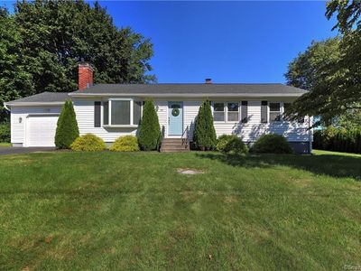 30 Greenfield Dr, Ansonia, CT, 06401
