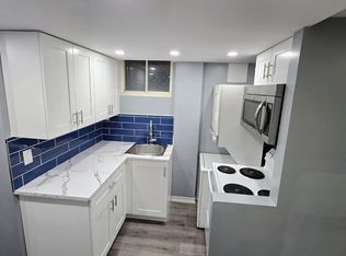 4 Wavell Ct, Welland, ON L3B 2E7