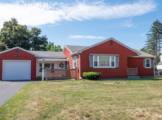 1396 Berkshire Ave, Springfield, MA 01151