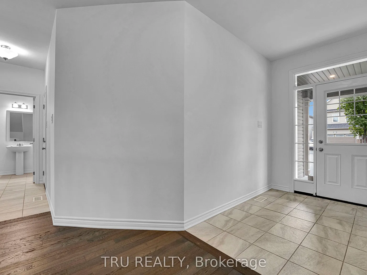4 bed, $2,850 — Photo 4