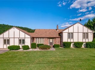 37 Valley View Dr, Wallingford, CT 06492