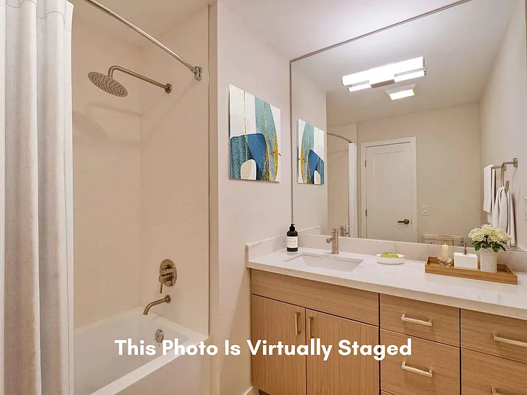 2106 Manhattan Beach Blvd — Photo 19