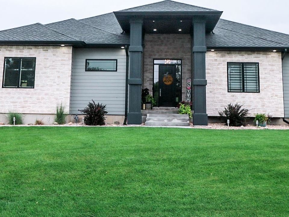 1st image of 6007 5th Avenue Pl