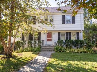 39 Ellison Rd, Newton, MA 02459