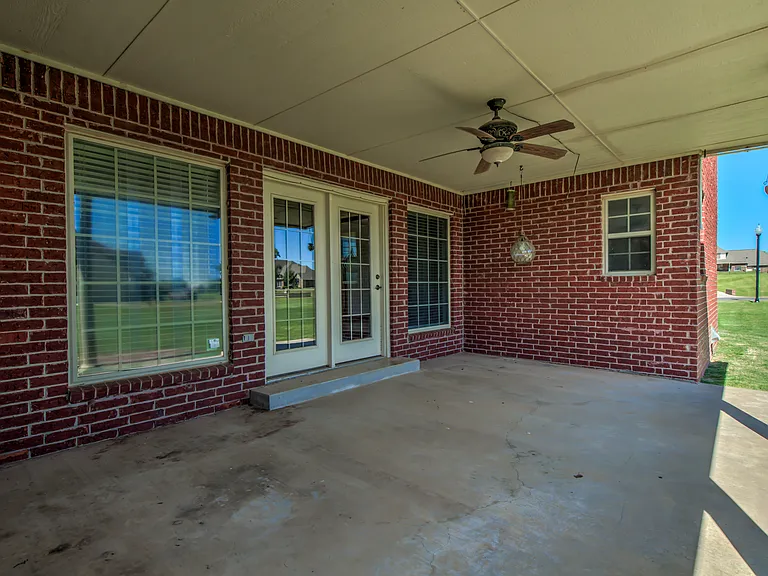 22525 Lindy Ter — Photo 87