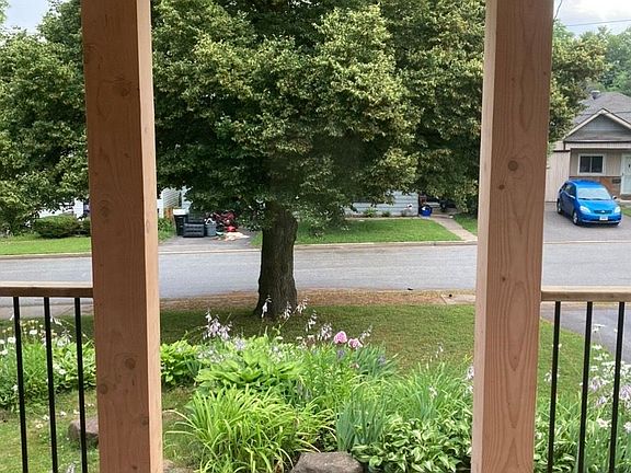 4th image of 128 7th St
