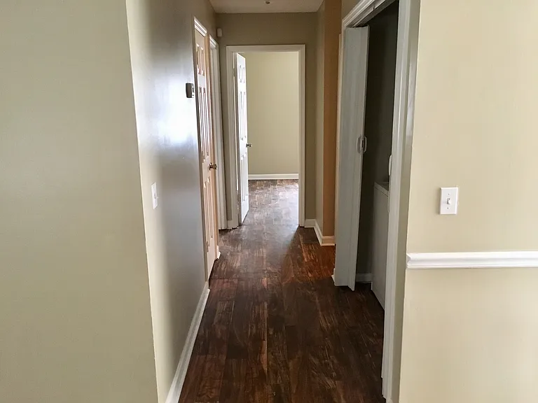 1502 Medland Dr — Photo 5