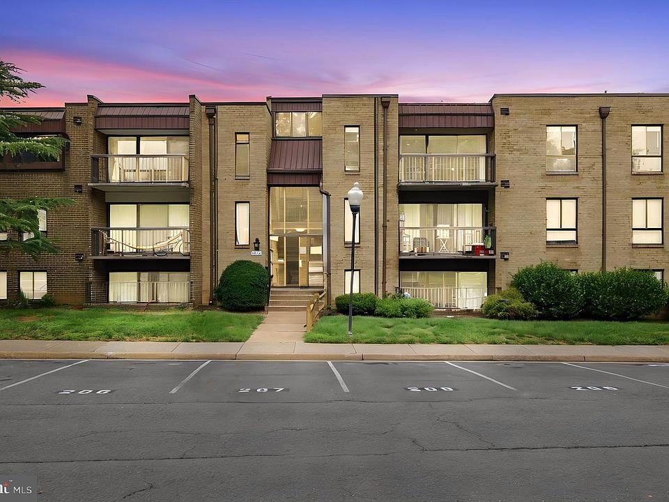 1st image of 7589 Margate Ct APT 204