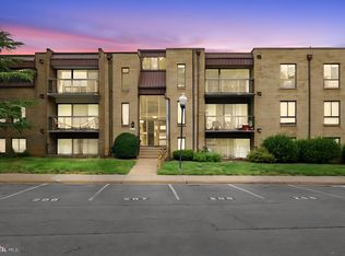 7589 Margate Ct APT 204, Manassas, VA 20109