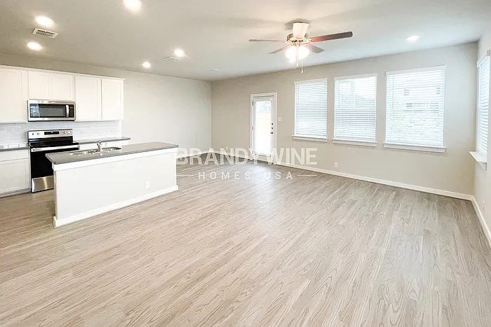 10402 Ida Garden Way — Photo 3