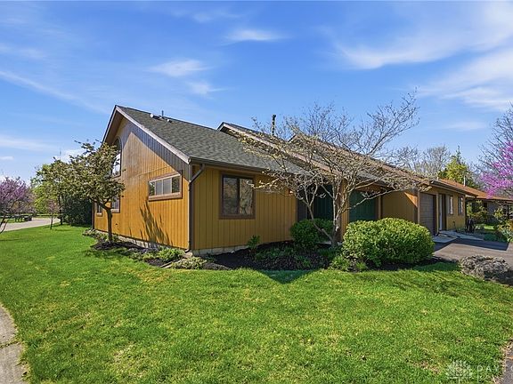 5th image of 250 Park Meadows Dr