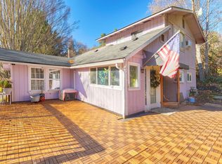 9395 Highway 238, Jacksonville, OR 97530