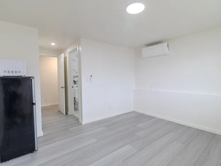 1322 Southgate Ave #2 — Photo 22